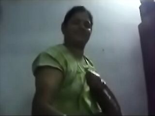 South Indian aunty Racy ignore b hack at large
